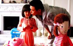 Như câu nói: “Con gái lớn tuổi tránh cha, và con trai lớn tuổi nhất định phải tránh mẹ”, ẩn chứa những điều khôn ngoan tuyệt vời mà các bậc cha mẹ nhất định phải biết