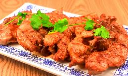 Thịt lợn nướng tự làm tại nhà ngon hơn ở hàng, dễ chế biến và không mất nhiều công sức