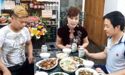 Hậu 8/3, 'Cô dâu 62 tuổi' Thu Sao mới hé lộ món quà 'siêu đơn giản' chồng trẻ dành tặng