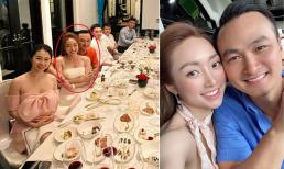 Diễn viên Chi Bảo ôm vợ sắp cưới 'chặt cứng' khi đi du lịch cùng hội bạn 