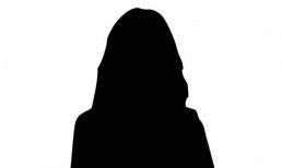 Choáng váng với thông tin biên kịch phim Hàn Quốc và mẹ ruột nhảy lầu tự tử 