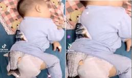 Mẹ trẻ lười nhưng có IQ 'vô cực' chia sẻ cách dỗ con ngủ độc đáo khiến hội chị em bái phục