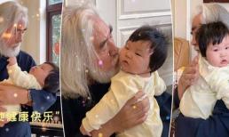 'Ông trùm' đạo diễn phim kiếm hiệp Kim Dung khoe ảnh cưng nựng con gái nhỏ, sống viên mãn ở tuổi 70