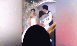 Chú rể ôm người yêu cũ khóc sướt mướt, cô dâu đứng cạnh sượng trân như 'người vô hình'