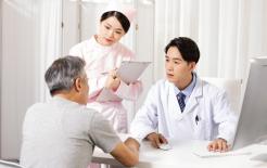 Khi bị ung thư ruột, trong phân sẽ xuất hiện 5 triệu chứng, bác sĩ khuyên những nhóm người có nguy cơ cao này không nên bỏ qua