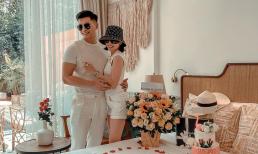 Lệ Quyên kề sát tình trẻ Lâm Bảo Châu không rời, còn khoe cả căn phòng trang trí lãng mạn tại Hội An