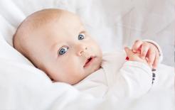 Tại sao ở trẻ sơ sinh luôn có “mùi em bé”? Các bác sĩ thường không nói, cha mẹ nên biết