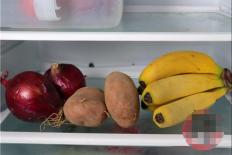 Ba loại thực phẩm này không nên cho vào tủ lạnh, vừa không giữ được tươi lâu vừa có thể gây hại cho sức khỏe