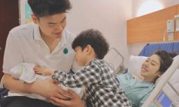 Trang Lou sinh con thứ hai, bé Xoài chính thức lên chức anh 