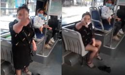 Bị mời xuống xe buýt vì đeo khẩu trang không đúng cách, nữ khách hàng chỉ thẳng mặt quát 'tao không xuống'