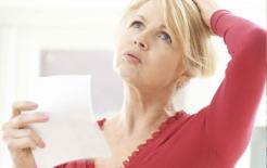 Độ tuổi mãn kinh của phụ nữ là từ 44 đến 54 tuổi, cần quan sát kỹ 5 biểu hiện trước khi mãn kinh