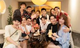 Anh Đức dắt người yêu đi tụ họp cùng hội bạn thân, chỉ một hành động đã thấy mặn nồng cỡ nào