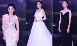 'Thánh Cô' Hứa Tình gợi cảm đè bẹp đàn em Xa Thi Mạn và mỹ nhân '30 chưa phải là hết' 