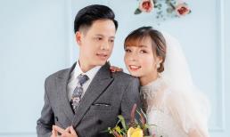 Cầu thủ Trần Thị Hồng Nhung thông báo lên xe hoa cùng tài xế của Liên đoàn bóng đá Việt Nam