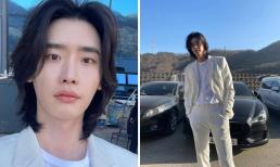 Lee Jong Suk đứng trước dàn xế sang sau thông tin hẹn hò, tặng siêu xe cho mỹ nhân 'Tầng lớp Itaewon' 