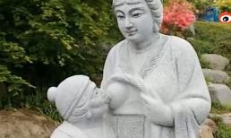 Tượng con dâu vén áo cho mẹ chồng bú sữa ở Trung Quốc gây tranh cãi trên mạng xã hội