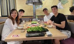 Đi ăn với đồng đội của chồng, vợ Công Phượng lộ vóc dáng mũm mĩm như mang bầu