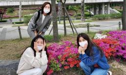 Gặp gỡ hội bạn cũ, Choi Ji Woo khoe nhan sắc tươi trẻ nhưng vẫn kém vợ của tài tử Cha In Pyo 