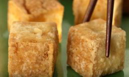 Mua đậu phụ về đừng chiên ngay, hãy thực hiện bước này để đậu phụ giòn, vàng đều hơn khi rán và không bị vỡ nát