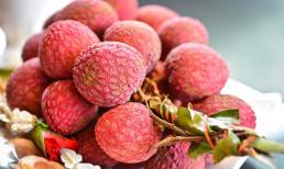 Sắp tới mùa vải thiều: 5 mẹo chọn vải ngon ngọt, không bị sâu đầu thương lái không bao giờ tiết lộ