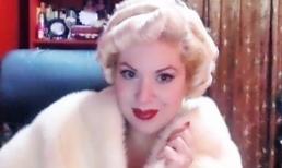 Ăn mặc như Marilyn Monroe, cô gái tiết lộ cách 'hút máu' đàn ông và khiến họ gửi 700 triệu một ngày dù không được gặp mặt