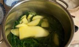 Hết chanh, bạn gái bỏ xoài vào nồi luộc rau muống cho chua khiến chàng trai suy nghĩ 'có nên tiếp tục cuộc tình'