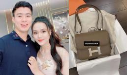 Trước khi qua AUE, cầu thủ Duy Mạnh tặng vợ túi Hermes có giá hơn 200 triệu