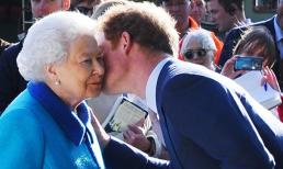 Sau khi tiểu công chúa ra đời, Nữ hoàng lần đầu có động thái hòa giải căng thẳng với cháu trai Harry 