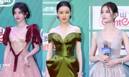 Siêu thảm đỏ Cbiz: Đua nhau diện váy khoét sâu nhưng tình cũ Phùng Thiệu Phong lấn áp tất cả, riêng Huỳnh Hiểu Minh không ai nhận ra