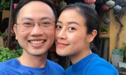 MC Phí Linh kỷ niệm 2 năm ngày cưới, không quên 'tố cáo' chồng: 'Không có quà chẳng có hoa'