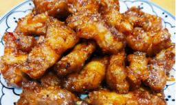 Ba chỉ đừng luộc hay rang, chế thêm chút nước sốt 'thần thánh' này là có ngay món ngon cả nhà đều thích