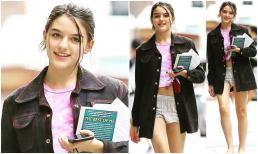 Suri mặt nổi mụn vẫn xinh hết nấc, được khen có nét điện ảnh từ bố Tom Cruise