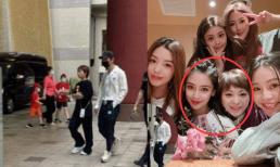 Huỳnh Hiểu Minh bị bắt gặp đi ăn cùng cô bạn thân của Angelababy 