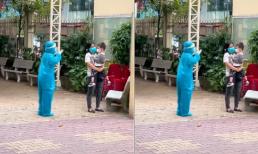 Nữ tình nguyện viên nhận 'mưa' lời khen khi liên tục nhảy nhót dỗ em nhỏ ở điểm tiêm vaccine