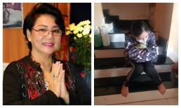 Nghệ sĩ Bình Tinh khóc nức nở khi được nhận tro cốt của cố NS Kim Phượng