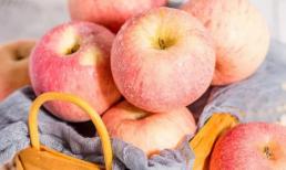 Bạn có muốn gọt vỏ táo không? Ăn táo buổi tối = 'ăn thuốc độc'? Tất cả những câu hỏi này đã được giải đáp
