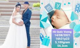Hồ Gia Hùng và bạn gái đón con trai đầu lòng chào đời nặng 5,1kg, lộ ảnh cực đáng yêu của nhóc tỳ