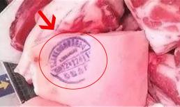 Khi mua thịt lợn có dấu kiểm định trên da, có thể ăn mực dấu đó không? 