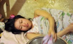 Cô gái nằm liệt giường suốt 18 năm nhưng lại có thai ngoài ý muốn, sau khi biết sự thật, mẹ cô hoàn toàn suy sụp!