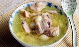 Ghi nhớ '2 bí quyết' để nước hầm gà có màu trong và đẹp mắt, thịt gà không tanh, thơm ngon và tăng gấp đôi giá trị dinh dưỡng