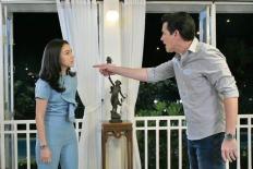 Cho bố vợ mượn 2 cuốn sổ đỏ, vì có việc cần dùng nên tôi hỏi xin lại, nào ngờ nhận được câu trả lời choáng váng