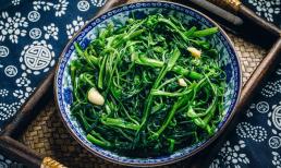 Khi xào rau muống, chỉ dầu và muối là không đủ, vắt thêm vài giọt này vào, rau muống xào không bị thâm đen mà có màu xanh mướt như nhà hàng 