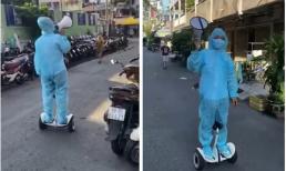 Clip tổ trưởng dân phố đi khắp xóm, 'nài nỉ' bà con nhận gạo khiến dân tình tấm tắc khen