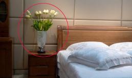 Bất kể bạn có tiền hay không, đừng đặt 3 món đồ này trên đầu giường! Hãy nhanh chóng cất đi nếu có