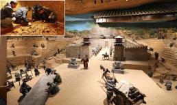 Sau khi hoàng đế băng hà, các phi tần và cung phi bị bắt phải chôn cất, tại sao hai chân của họ lại bị tách ra?