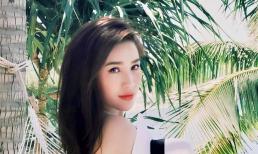 Khoe ảnh lấy nón che ngực cực gợi cảm nhưng Bảo Thy vội đính chính điều này khiến dân mạng 'ngã ngửa'