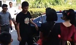 Phù dâu làm loạn và mắng chú rể trước đám cưới, cô dâu ngồi trong xe lạnh lùng quan sát, đến lúc biết nguyên nhân mới khiến cư dân mạng tranh cãi 