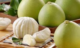 Mùa thu đông là thời điểm thích hợp để ăn bưởi, ăn bưởi thường xuyên có rất nhiều lợi ích nhưng bạn cần chú ý một số vấn đề sau