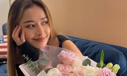 Bị chỉ trích vì cách nói chuyện 'nửa Tây nửa Ta', Chi Pu liền chuyển sang dùng 100% ngoại ngữ