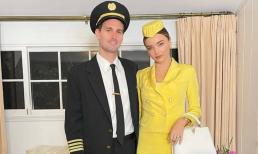 Miranda Kerr gây sốt khi hóa trang thành tiếp viên hàng không bên 'cơ trưởng' tỷ phú